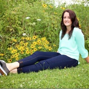 Meet your Posher, Katelyn